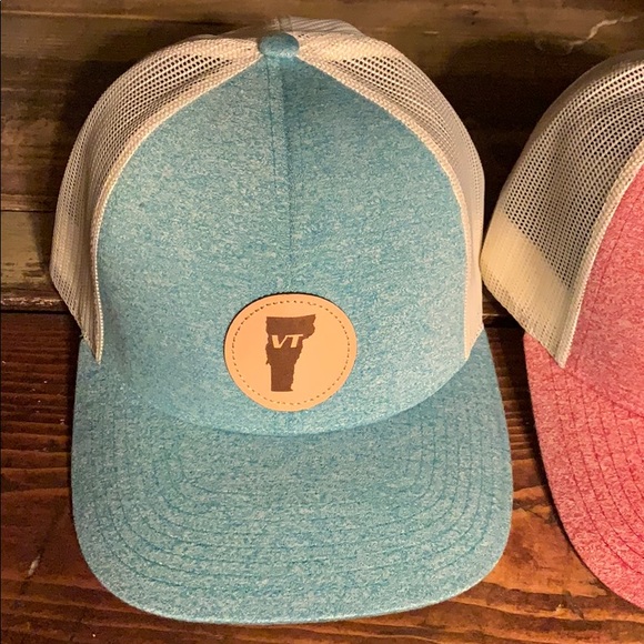 Vermont Leather Patch Trucker Cap *New* - Picture 3 of 5